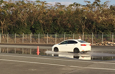 運転技能研修の風景